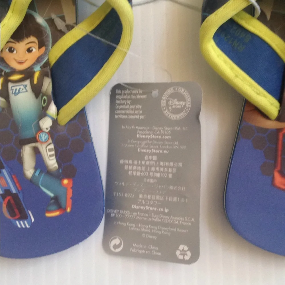 FINAL MARKDOWN DISNEY Store Boy's Flip Flops, Size 9/10